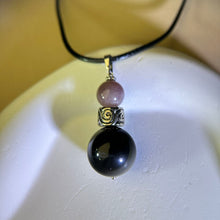Load image into Gallery viewer, Rainbow Sheen Obsidian Rose Quartz Pendant Necklace 彩眼黑曜石粉水晶吊坠项链
