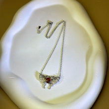 Load image into Gallery viewer, Hessonite Orange Granet Butterfly Pendant Necklace 橙红石榴石镶嵌蝴蝶吊坠项链