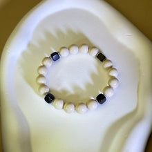 Load image into Gallery viewer, Cream Mookaite Jasper Beads Bracelet 金膏玉手串
