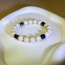 Load image into Gallery viewer, Cream Mookaite Jasper Beads Bracelet 金膏玉手串