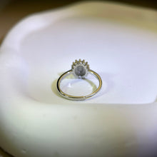 Load image into Gallery viewer, Blue Jade Adjustable Ring 糯种蓝水翡翠镶嵌活口戒指