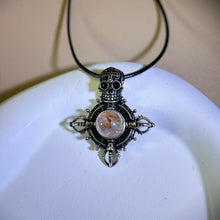 Load image into Gallery viewer, Red Hematoid Quartz Vajra Pestle Pendant 红色胶花水晶镶嵌降魔杵吊坠