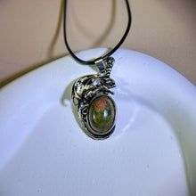 Load image into Gallery viewer, Unakite Flying Dragon Pendant Necklace 花绿石镶嵌飞龙吊坠项链