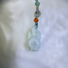Load image into Gallery viewer, Green Jade Vase Pendant Necklace 糯种豆色翡翠花瓶吊坠项链