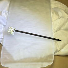 Load image into Gallery viewer, White Mother of Pearl Hair Pin 白色贝母发簪