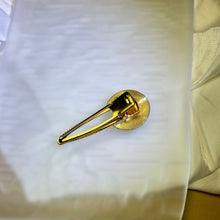 Load image into Gallery viewer, Rainbow Tourmaline Hair Clip 彩虹碧玺发夹