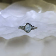 Load image into Gallery viewer, Aquamarine Adjustable Ring 海蓝宝镶嵌活口戒指