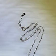 Load image into Gallery viewer, Tanzanite Lock Pendant Necklace 坦桑石镶嵌小锁吊坠项链