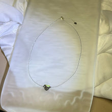 Load image into Gallery viewer, PAUA Abalone Shell Love Heart Pendant Clear Quartz Beads Necklace 鲍贝爱心白水晶珠链项链