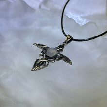 Load image into Gallery viewer, Moonstone Wand Pendant Necklace 冰长石月光石镶嵌权杖吊坠项链