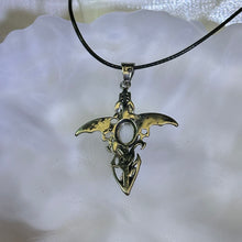 Load image into Gallery viewer, Moonstone Wand Pendant Necklace 冰长石月光石镶嵌权杖吊坠项链