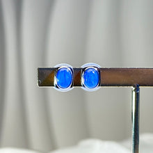 Load image into Gallery viewer, 925 Silver Blue Kyanite Earrings 蓝晶石镶嵌银耳钉