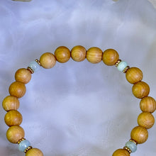 Load image into Gallery viewer, Green Nephrite Teddy Bear Thuja Wood Beads Bracelet 和田玉鸭蛋青玉小熊崖柏木手串