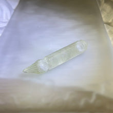 Load image into Gallery viewer, Citrine Brush Pen 黄水晶文昌笔