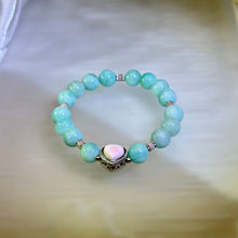 Load image into Gallery viewer, Amazonite Queen Conch Shell Love Heart Beads Bracelet 天河石女王贝爱心手串