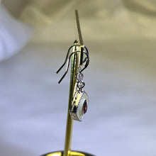 Load image into Gallery viewer, 925 Silver Almandine Garnet Earrings 酒红石榴石镶嵌银耳钩
