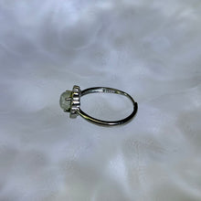 Load image into Gallery viewer, Moonstone Adjustable Ring 冰长石月光石镶嵌活口戒指