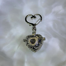 Load image into Gallery viewer, Multi-Crystal Love Heart Container Ornament Key Charm Bag Charm 多宝水晶爱心嘎乌盒挂饰钥匙扣包挂