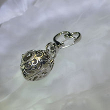 Load image into Gallery viewer, Multi-Crystal Love Heart Container Ornament Key Charm Bag Charm 多宝水晶爱心嘎乌盒挂饰钥匙扣包挂