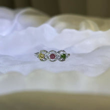 Load image into Gallery viewer, Rainbow Tourmaline Adjustable Ring 彩虹碧玺镶嵌活口戒指