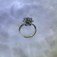 Load image into Gallery viewer, Green Moss Agate Fish Adjustable Ring 绿色水草玛瑙镶嵌小鱼活口戒指