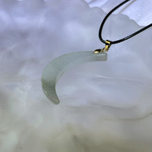 Load image into Gallery viewer, Green Jade Moon Crescent Moon Pendant Necklace 糯种豆色翡翠月牙吊坠项链