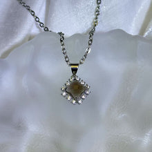 Load image into Gallery viewer, Smoky Quartz Pendant 茶水晶镶嵌吊坠
