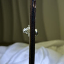 Load image into Gallery viewer, 925 Silver Chrome Diopside Earrings 透辉石镶嵌银耳钉