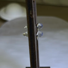 Load image into Gallery viewer, 925 Silver Labradorite Earrings 拉长石灰月光石镶嵌银耳钉