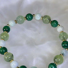 Load image into Gallery viewer, Malachite Green Prehnite Green Jade Beads Bracelet 孔雀石绿色葡萄石糯种豆色翡翠手串