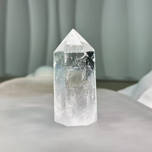 Load image into Gallery viewer, Clear Quartz Pointed Tower 白水晶单尖六棱柱
