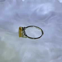 Load image into Gallery viewer, Golden Rutilated Quartz Adjustable Ring 金发晶水晶镶嵌活口戒指