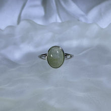 Load image into Gallery viewer, Phantom Quartz Adjustable Ring 幽灵水晶镶嵌活口戒指