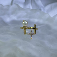 Load image into Gallery viewer, White Freshwater Pearl Adjustable Ring 白色淡水珍珠镶嵌活口戒指