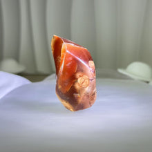 Load image into Gallery viewer, Carnelian Fire Flame 红玛瑙火焰