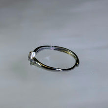 Load image into Gallery viewer, Ruby V-Shaped Open Ring 红宝石 V 形活口戒指