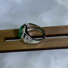 Load image into Gallery viewer, Malachite Adjustable Ring 孔雀石镶嵌活口戒指