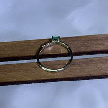 Load image into Gallery viewer, 925 Silver Emerald Adjustable Ring 祖母绿绿宝石银镶嵌活口戒指