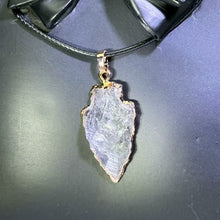 Load image into Gallery viewer, Clear Quartz Natural Shape Pendant Necklace 白水晶随型原石吊坠项链