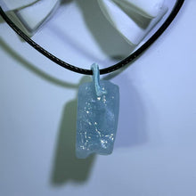 Load image into Gallery viewer, Aquamarine Natural Pendant Necklace 海蓝宝随型原石吊坠项链