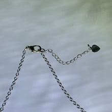 Load image into Gallery viewer, Red Hematoid Quartz Rudraksha Sandalwood Bead Necklace 金刚菩提红胶花水晶山檀木珠链项链