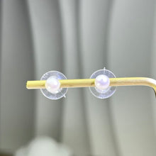 Load image into Gallery viewer, White Freshwater Pearl 925 Silver Stud Earrings 白色淡水珍珠925银耳钉