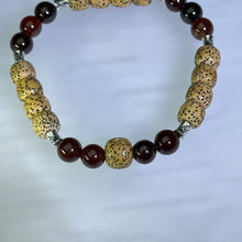 Load image into Gallery viewer, Orange Spessartite Garnet & Star & Moon Bodhi Seed Bracelet 橙红石榴石星月菩提手串