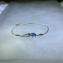 Load image into Gallery viewer, Aquamarine Goldfish Bracelet 海蓝宝镶嵌金鱼手链