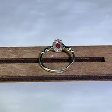 Load image into Gallery viewer, Pink Ruby Adjustable Ring 粉色红宝石镶嵌活口戒指