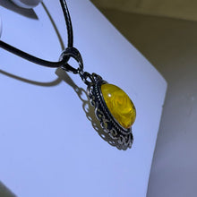 Load image into Gallery viewer, Carved Rose Amber Pendant Necklace 阴雕玫瑰花金珀琥珀镶嵌吊坠项链