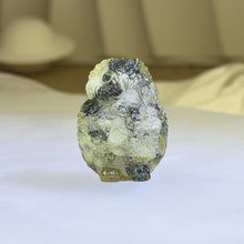 Load image into Gallery viewer, Black Tourmalinated Quartz Resin Owl 黑发晶滴胶猫头鹰