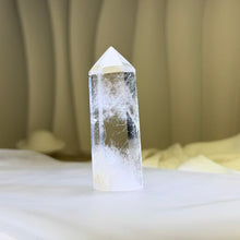 Load image into Gallery viewer, Clear Quartz Pointed Tower 白水晶单尖六棱柱