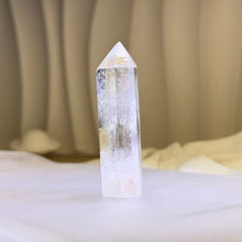Load image into Gallery viewer, Clear Quartz Pointed Tower 白水晶单尖六棱柱