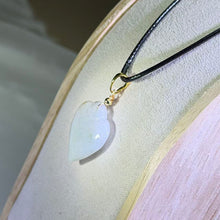 Load image into Gallery viewer, White Jade Heart Pendant Necklace 白色翡翠爱心吊坠项链